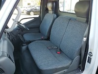 三菱ふそうキャンターアルミブロック小型（2t・3t）[写真29]