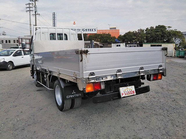 三菱ふそうキャンターアルミブロック小型（2t・3t）[写真04]