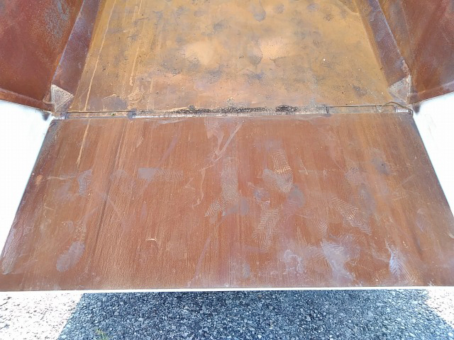 いすゞギガトレーラーヘッド（トラクターヘッド）大型（10t）[写真12]