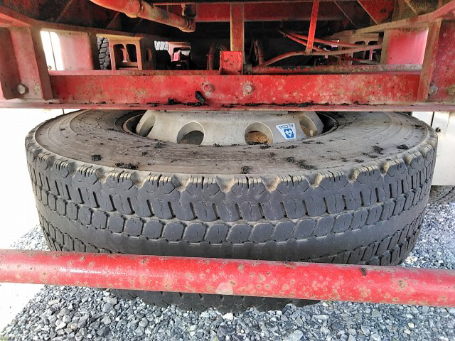 いすゞギガトレーラーヘッド（トラクターヘッド）大型（10t）[写真28]