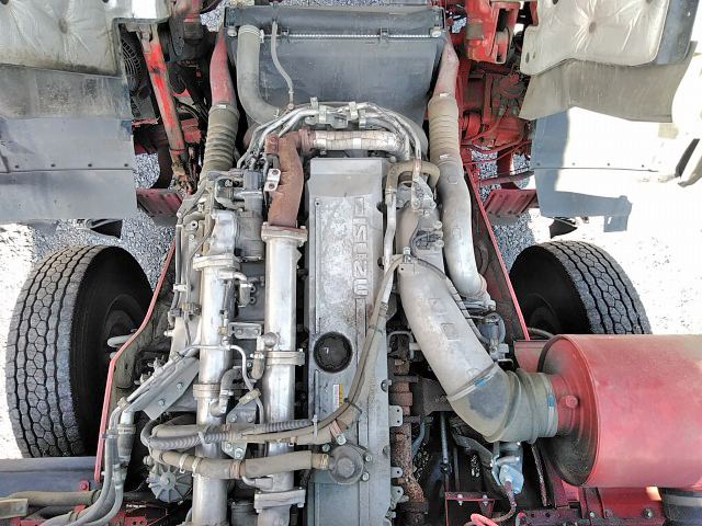 いすゞギガトレーラーヘッド（トラクターヘッド）大型（10t）[写真29]