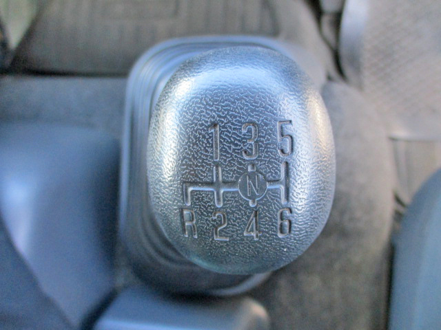 いすゞフォワードアルミブロック増トン（6t・8t）[写真21]