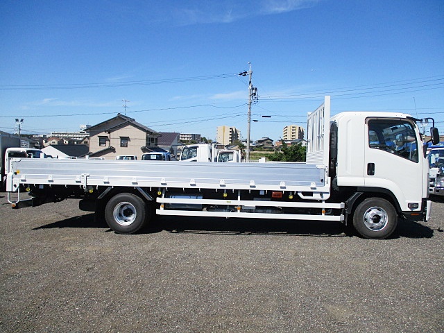 いすゞフォワードアルミブロック増トン（6t・8t）[写真07]