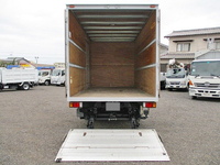 いすゞエルフアルミバン小型（2t・3t）[写真12]