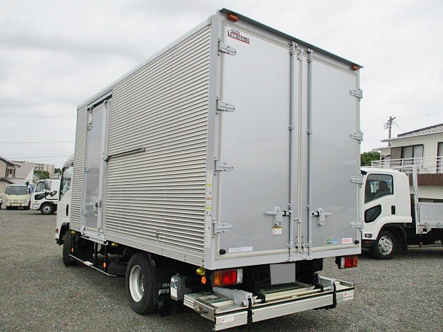いすゞエルフアルミバン小型（2t・3t）[写真02]