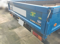 三菱ふそうキャンター平ボディ小型（2t・3t）[写真04]