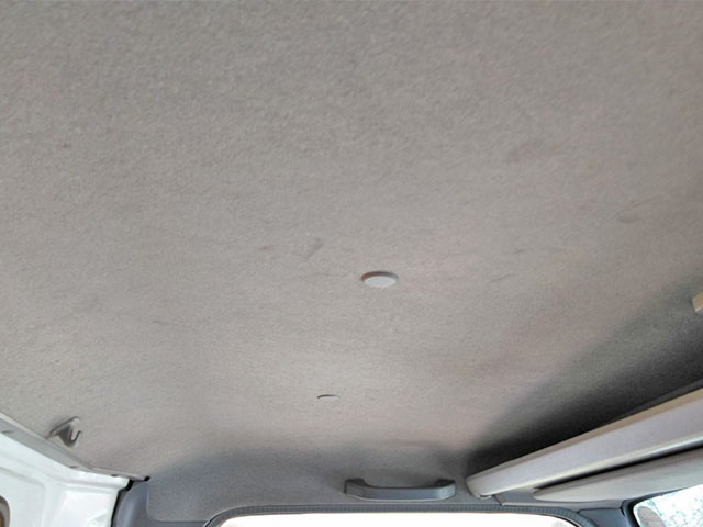 いすゞエルフ汚泥吸引車小型（2t・3t）[写真15]