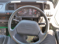 いすゞエルフ汚泥吸引車小型（2t・3t）[写真17]