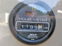 いすゞエルフ汚泥吸引車小型（2t・3t）[写真06]