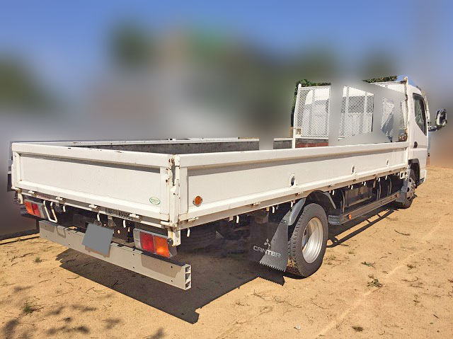 三菱ふそうキャンター平ボディ小型（2t・3t）[写真03]