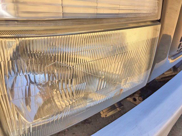 三菱ふそうキャンター平ボディ小型（2t・3t）[写真08]