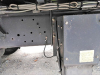 いすゞギガアルミウイング大型（10t）[写真12]