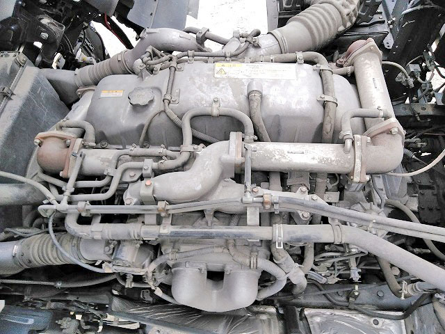 いすゞギガアルミウイング大型（10t）[写真16]