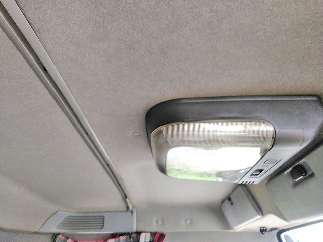 いすゞギガアルミウイング大型（10t）[写真23]