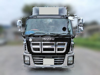 いすゞギガアルミウイング大型（10t）[写真04]