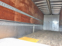 三菱ふそうスーパーグレートアルミウイング大型（10t）[写真09]