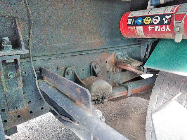 いすゞフォワードパッカー車（塵芥車）中型（4t）[写真17]