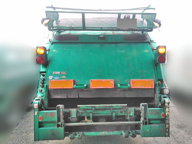 いすゞフォワードパッカー車（塵芥車）中型（4t）[写真08]