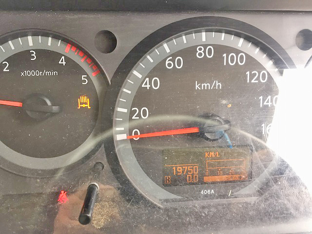 いすゞエルフ平ボディ小型（2t・3t）[写真20]