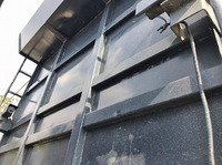 いすゞギガダンプ大型（10t）[写真13]