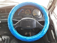 いすゞフォワードアルミブロック中型（4t）[写真32]