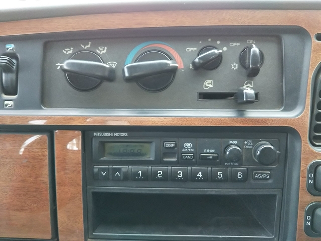 三菱ふそうキャンタークレーン5段小型（2t・3t）[写真31]