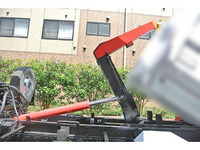 三菱ふそうファイターヒアブ付コンテナ専用車中型（4t）[写真16]