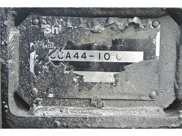 三菱ふそうファイターヒアブ付コンテナ専用車中型（4t）[写真23]