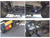 三菱ふそうファイターヒアブ付コンテナ専用車中型（4t）[写真24]