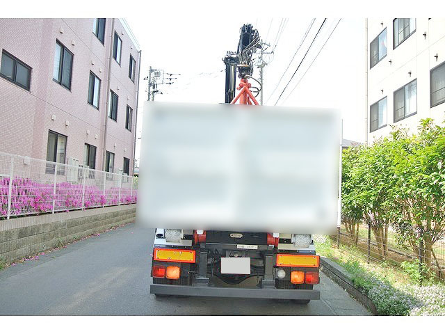 三菱ふそうファイターヒアブ付コンテナ専用車中型（4t）[写真08]