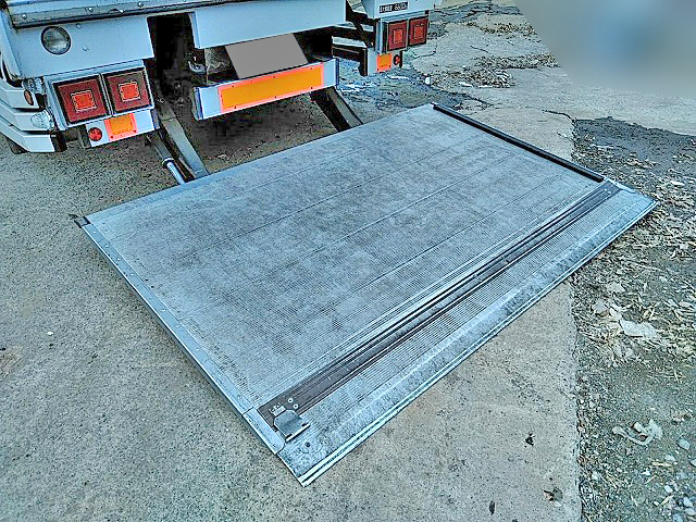 日野レンジャーアルミウイング増トン（6t・8t）[写真18]