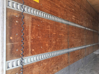 いすゞエルフアルミバン小型（2t・3t）[写真12]