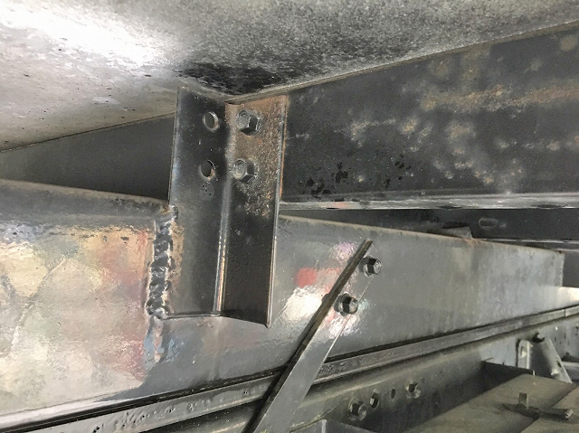 いすゞエルフアルミバン小型（2t・3t）[写真19]