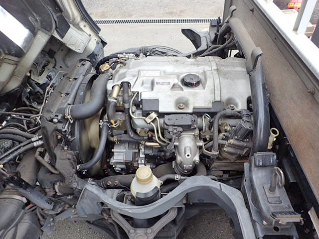 三菱ふそうキャンタークレーン付小型（2t・3t）[写真08]