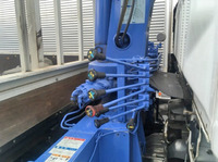 三菱ふそうキャンタークレーン4段小型（2t・3t）[写真17]