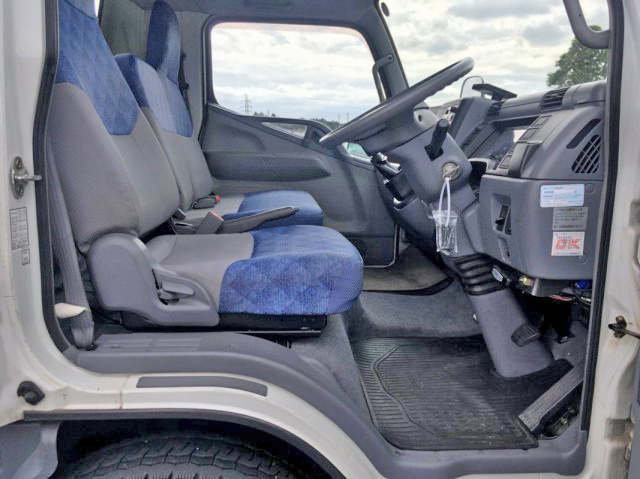 三菱ふそうキャンタークレーン4段小型（2t・3t）[写真25]