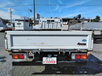 三菱ふそうキャンター平ボディ小型（2t・3t）[写真10]