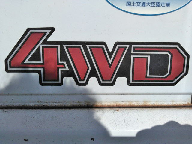 三菱ふそうキャンター平ボディ小型（2t・3t）[写真16]
