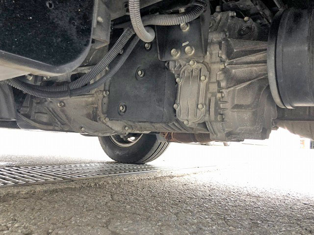 いすゞエルフ平ボディ小型（2t・3t）[写真19]