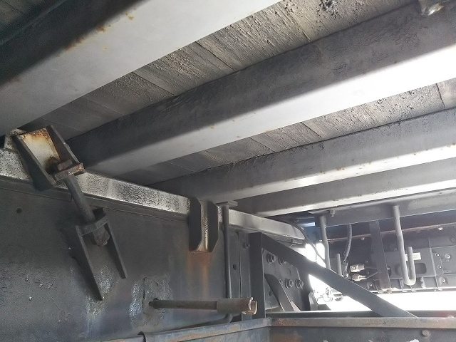 三菱ふそうスーパーグレートアルミブロック大型（10t）[写真14]