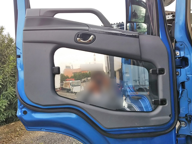 三菱ふそうスーパーグレートアルミブロック大型（10t）[写真24]