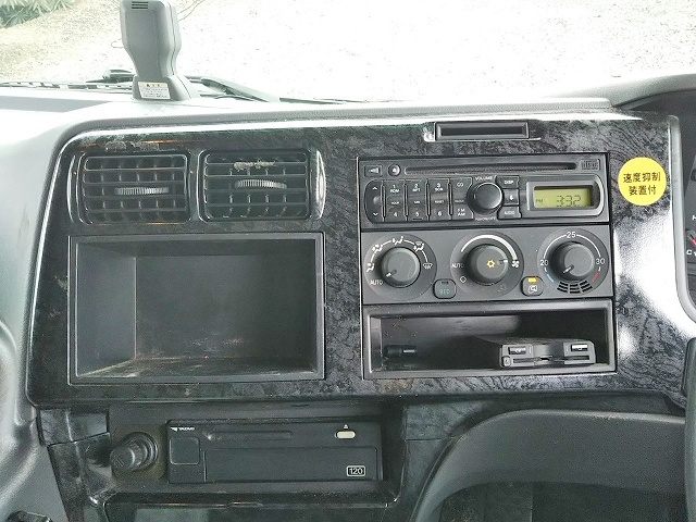 三菱ふそうスーパーグレートアルミブロック大型（10t）[写真32]