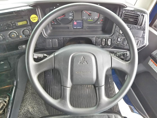 三菱ふそうスーパーグレートアルミブロック大型（10t）[写真37]