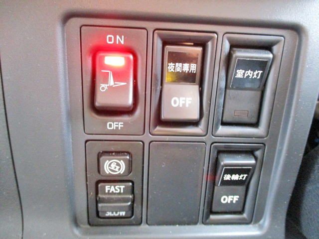 日野レンジャーアルミウイング増トン（6t・8t）[写真27]