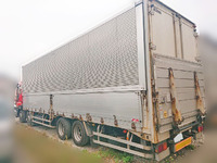 いすゞギガアルミウイング大型（10t）[写真05]