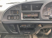 いすゞフォワードクレーン4段中型（4t）[写真36]