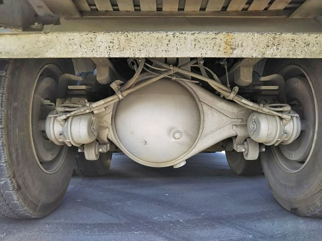 いすゞギガダンプ大型（10t）[写真20]