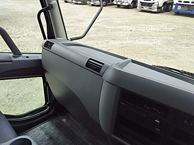 三菱ふそうファイターダンプ中型（4t）[写真30]