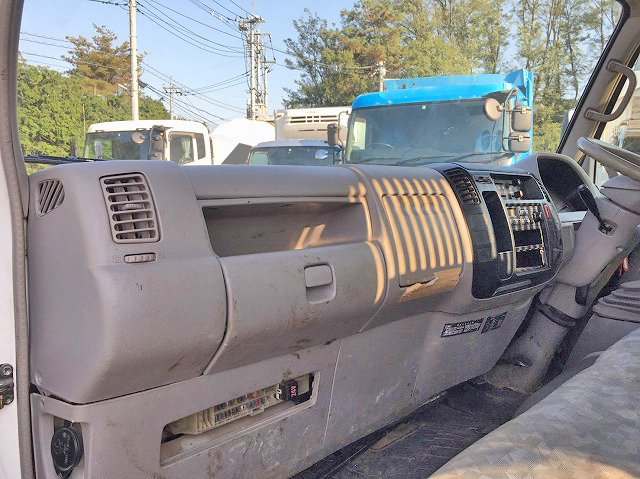 トヨタダイナ深ダンプ（土砂禁ダンプ）小型（2t・3t）[写真33]