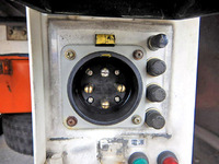 いすゞフォワード冷凍車（冷蔵車）中型（4t）[写真11]